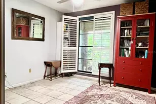 15614 Farnsworth Ln, Tampa, FL 33624 - Photo 10