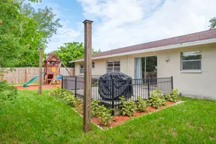 1313 Whisper Dr, Largo, FL 33770 - Photo 40