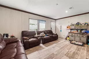 17538 Evelyn Ct, Spring Hill, FL 34610 - Photo 10