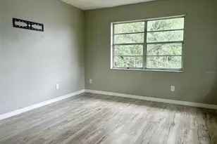 7195 E Bank Dr, Tampa, FL 33617 - Photo 14