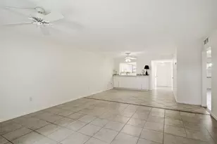 4678 Marine Pkwy, New Port Richey, FL 34652 - Photo 10