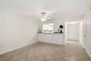 4678 Marine Pkwy, New Port Richey, FL 34652 - Photo 12