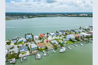 813 Bay Point Drive, Madeira Beach, FL 33708 - Photo 12
