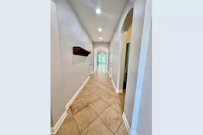 7926 Stoney Hill Drive, Wesley Chapel, FL 33545 - Photo 4