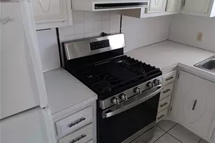 5287 81st St N, Saint Petersburg, FL 33709 - Photo 6