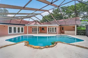 14286 Sunshine Ct, Largo, FL 33774 - Photo 52