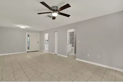 1204 11th Circle SE, Largo, FL 33771 - Photo 6