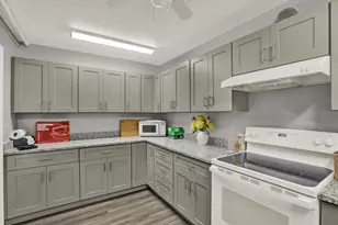 1204 11th Cir SE, Largo, FL 33771 - Photo 26