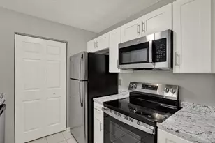 1204 11th Cir SE, Largo, FL 33771 - Photo 10