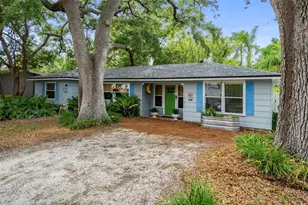 818 Wilkie St, Dunedin, FL 34698 - Photo 4