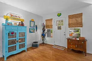 818 Wilkie St, Dunedin, FL 34698 - Photo 6