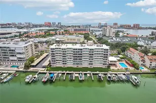 223 Island Way, Clearwater Beach, FL 33767 - Photo 36