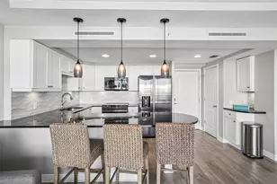 223 Island Way, Clearwater Beach, FL 33767 - Photo 6