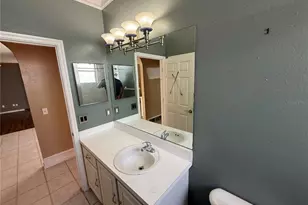 1310 Brentwood Hills Blvd, Brandon, FL 33511 - Photo 12