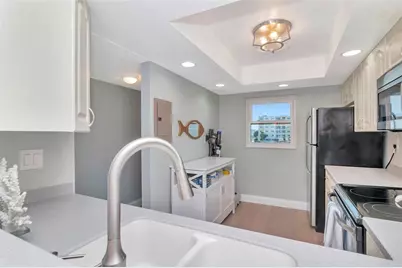 17580 Gulf Boulevard #403, Redington Shores, FL 33708 - Photo 12