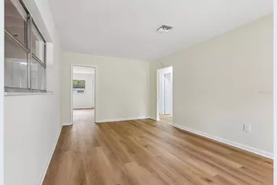 2002 E Idlewild Avenue, Tampa, FL 33610 - Photo 6