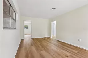 2002 E Idlewild Ave, Tampa, FL 33610 - Photo 6