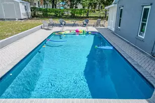 12090 Venice Dr, Spring Hill, FL 34609 - Photo 6