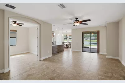 19833 Hidden Glen Drive, Land O Lakes, FL 34638 - Photo 6