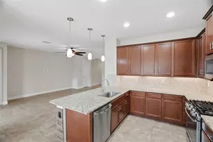 19833 Hidden Gln Dr, Land O Lakes, FL 34638 - Photo 10