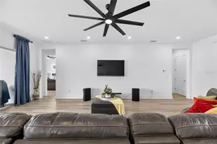 8634 Drummer Plank Dr, Wesley Chapel, FL 33545 - Photo 14