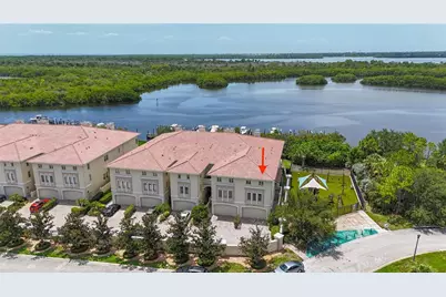 1008 Paseo Del Rio NE, Saint Petersburg, FL 33702 - Photo 40