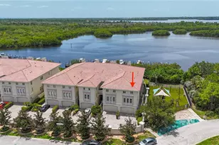 1008 Paseo Del Rio NE, Saint Petersburg, FL 33702 - Photo 40