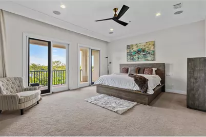 1008 Paseo Del Rio NE, Saint Petersburg, FL 33702 - Photo 24