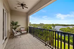 1008 Paseo Del Rio NE, Saint Petersburg, FL 33702 - Photo 26