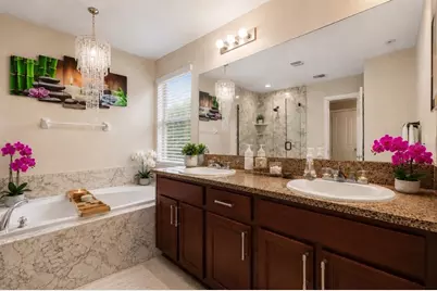 11334 Villas On The Green Dr, Riverview, FL 33579 - Photo 12