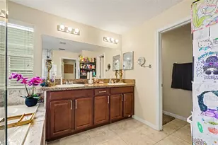 11334 Villas on the Green Dr, Riverview, FL 33579 - Photo 10