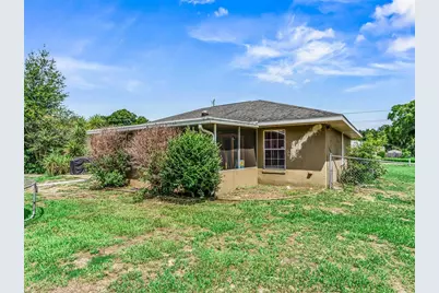 1195 Cr 441, Lake Panasoffkee, FL 33538 - Photo 28
