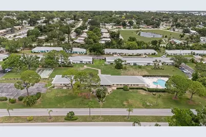 8073 Brentwood Road, Seminole, FL 33777 - Photo 36