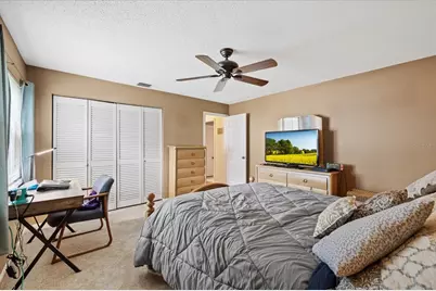 8073 Brentwood Road, Seminole, FL 33777 - Photo 12