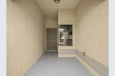 12015 Butler Woods Circle, Riverview, FL 33579 - Photo 2