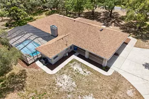 1232 Barranca Ave, Spring Hill, FL 34609 - Photo 4
