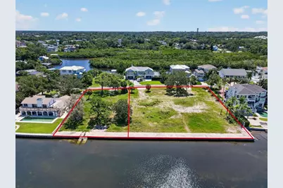 621 N Mayo Street, Crystal Beach, FL 34681 - Photo 6