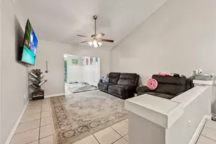 3426 Laurel Dale Dr, Tampa, FL 33618 - Photo 26