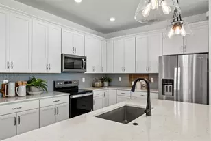 17117 Moonflower Dr, Venice, FL 34293 - Photo 18