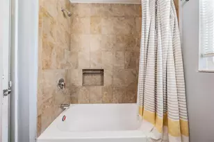 4601 N Emerald Ave, Tampa, FL 33614 - Photo 22