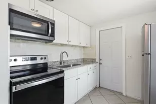 417 Milwaukee Ave, Dunedin, FL 34698 - Photo 10