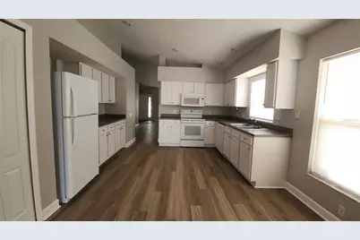 12507 Midpointe Drive, Riverview, FL 33578 - Photo 8