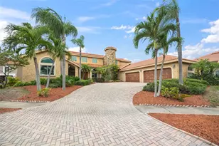 1005 Piano Ln, Apollo Beach, FL 33572 - Photo 2