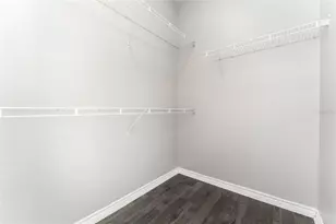 4306 Bayside Village Dr, Tampa, FL 33615 - Photo 18