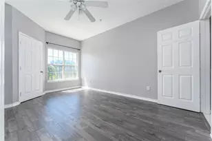 4306 Bayside Village Dr, Tampa, FL 33615 - Photo 14