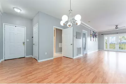 4306 Bayside Village Drive #202, Tampa, FL 33615 - Photo 4
