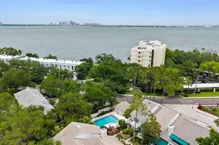 2605 W Ballast Point Blvd, Tampa, FL 33611 - Photo 40