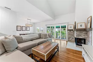 2605 W Ballast Point Blvd, Tampa, FL 33611 - Photo 12