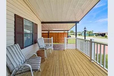 36412 Le Sabre Way, Zephyrhills, FL 33541 - Photo 30