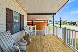 36412 Le Sabre Way, Zephyrhills, FL 33541 - Photo 30